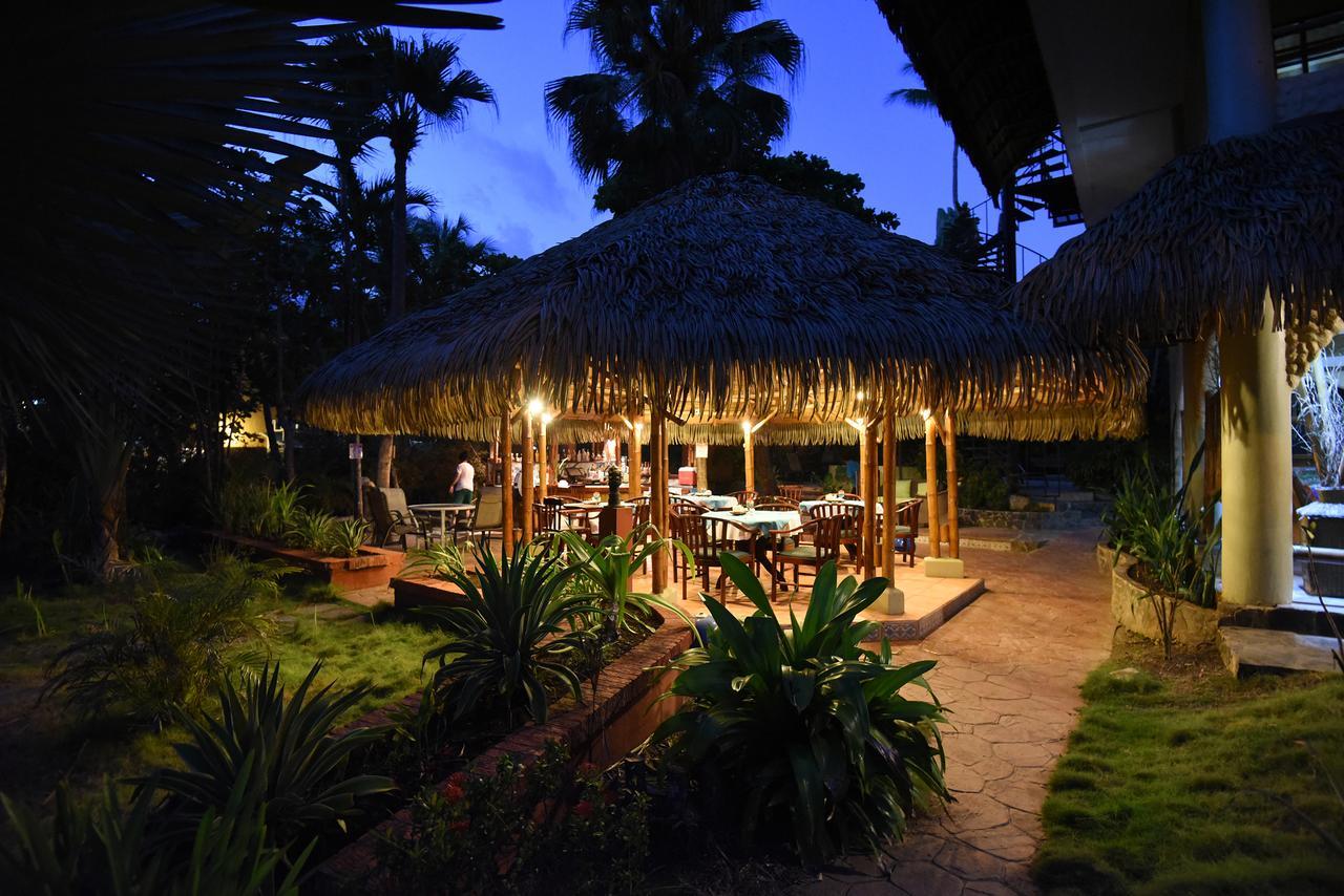 Hotel Canciones Del Mar - Beachfront Jacó Esterno foto